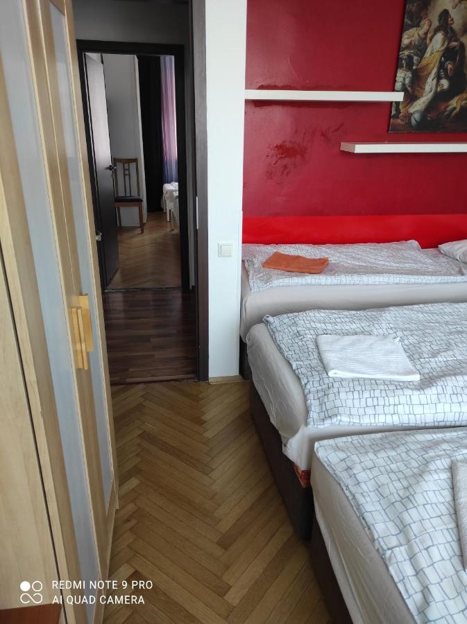 Apartment Maximilian Μπρατισλάβα Εξωτερικό φωτογραφία