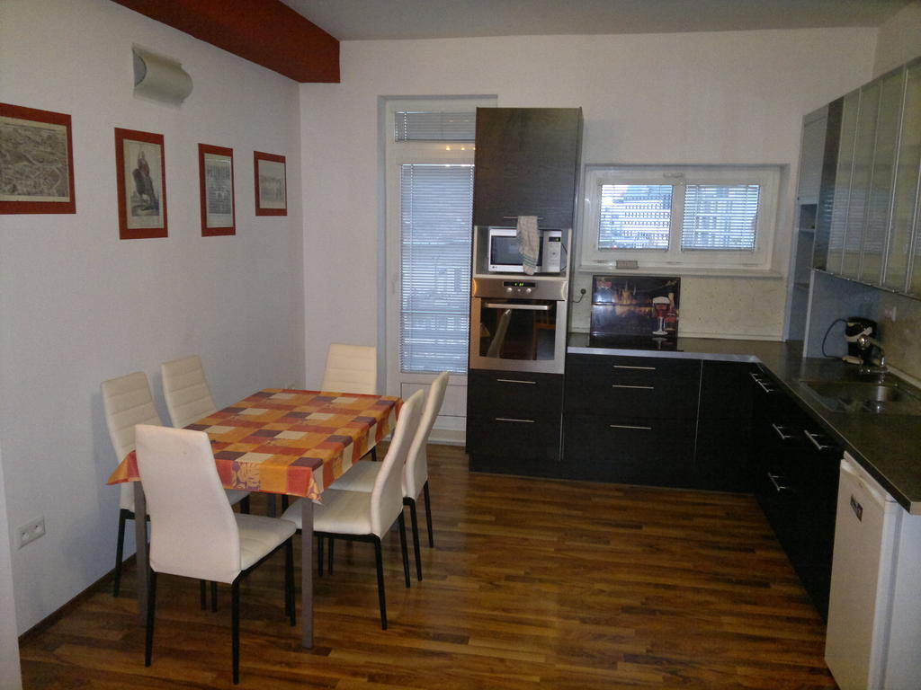 Apartman Maximilian Διαμέρισμα Μπρατισλάβα Δωμάτιο φωτογραφία